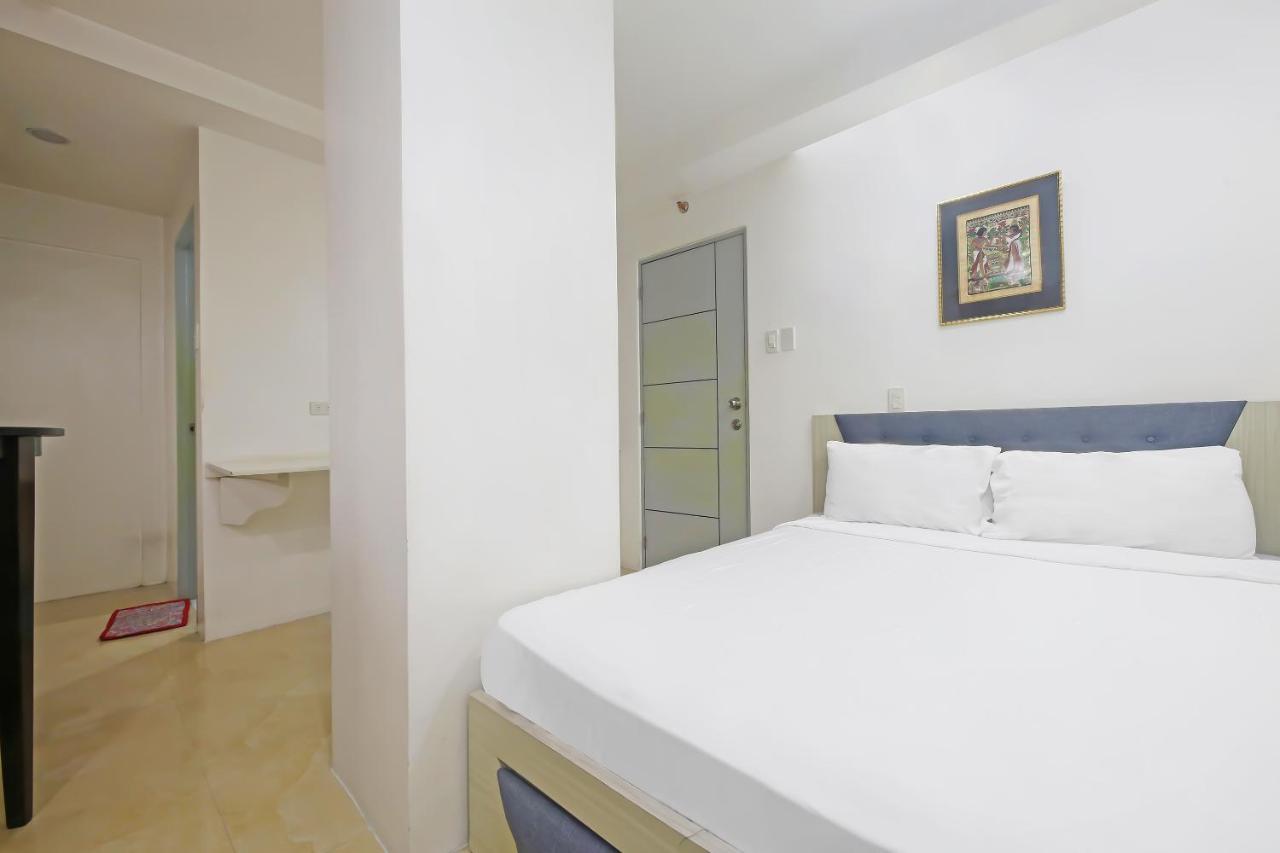 Oyo 896 Silverio Suites Manila Dış mekan fotoğraf